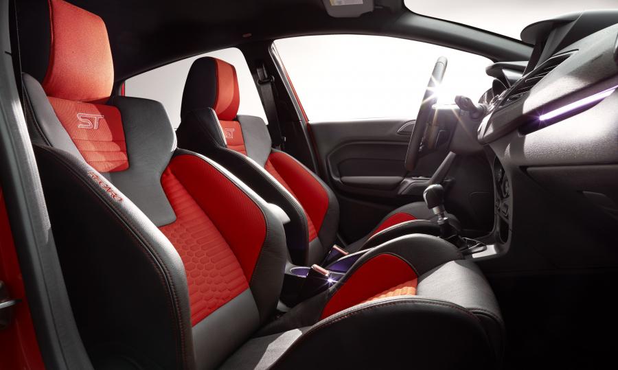  Ford Fiesta ST 2014 года  (US) (фото 6 из 78)